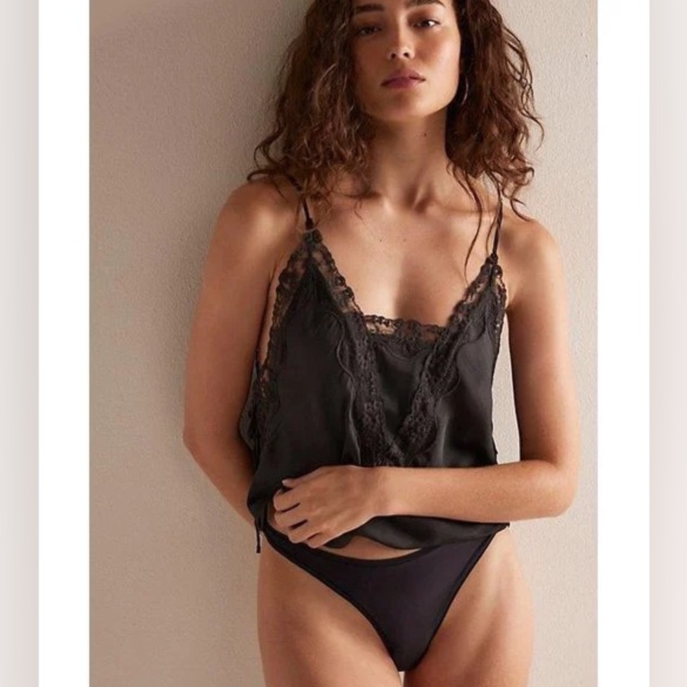 Elegant Black Lace Trim Camisole 

(someone like you cami)